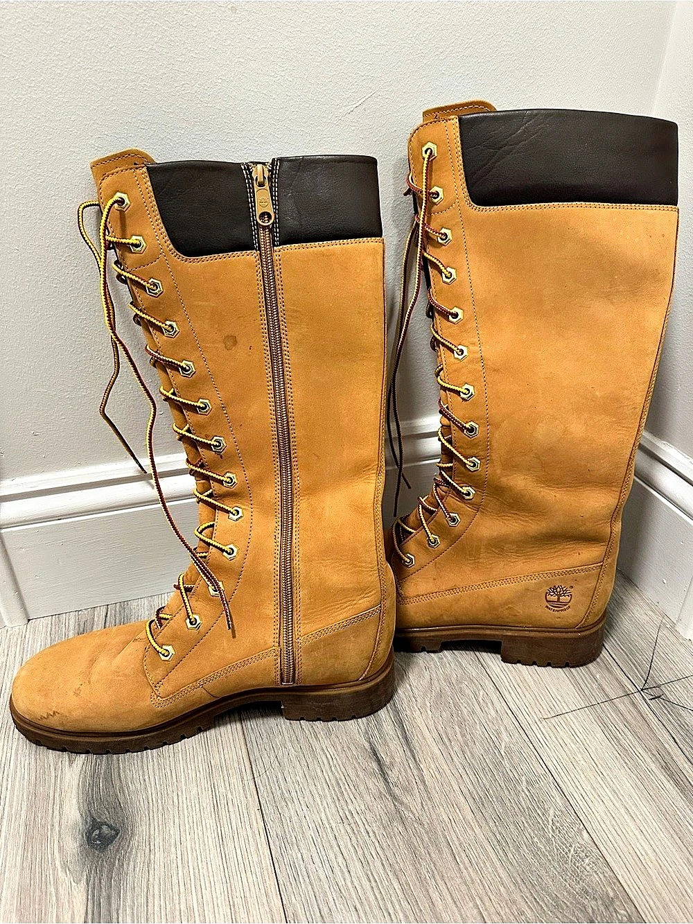 Timberland 6-Inch Premium Tall Boots Tall Lace-Up Boots Brown US 9.5